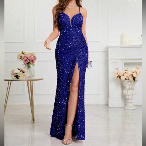 Luxe slit thigh party formal evening dress - Picture 4 of 7